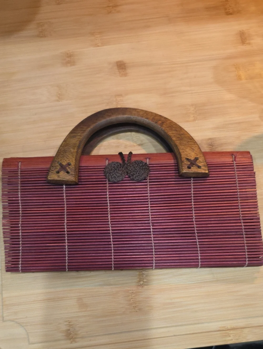 Wood-Handle Bamboo Clutch Bag in Burgundy